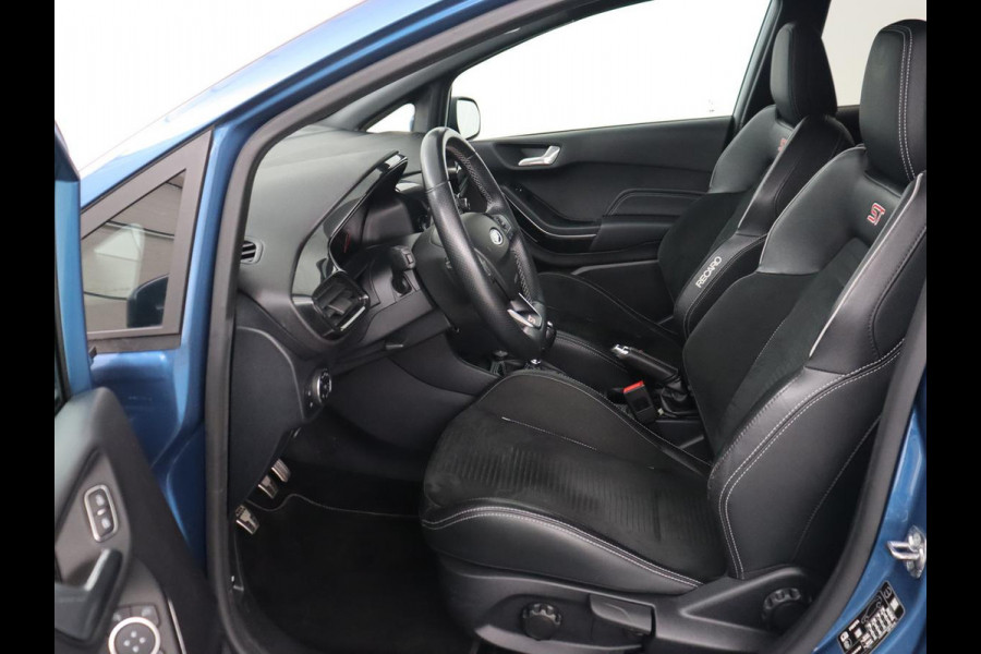 Ford Fiesta 1.5 EcoBoost ST-3 | Origineel NL | 1e eigenaar | Stoelverwarming | B&O Sound | Half leder | Carplay | Navigatie | Stuurverwarming | Full LED | Parkeerhulp