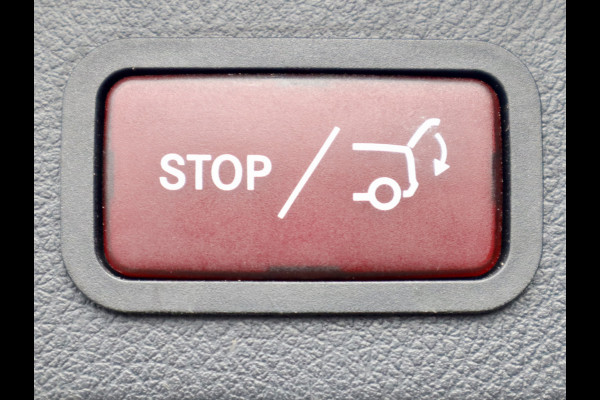 Mercedes-Benz V-Klasse 250d 4-MATIC LANG LUXE DUBBELE CABINE Mercedes-Benz V-Klasse 250d 4-MATIC LANG LUXE DUBBELE CABINE