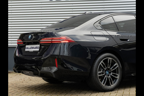 BMW i5 eDrive40 M-Sport - Onderstel Prof - Driving Ass Plus - Comfortstoelen
