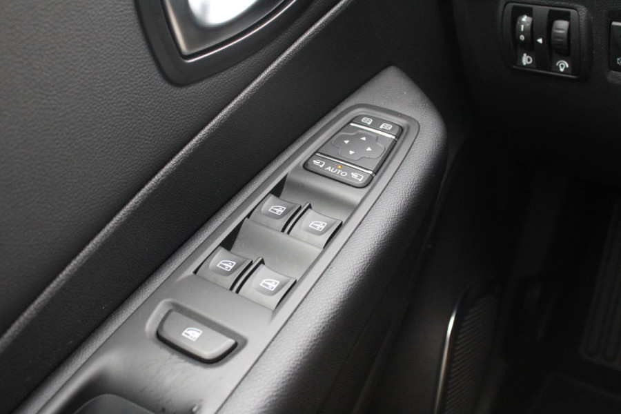 Renault Captur 0.9 TCe Intens | Trekhaak | Climate Control | Navigatie | Cruise Control | Camera |