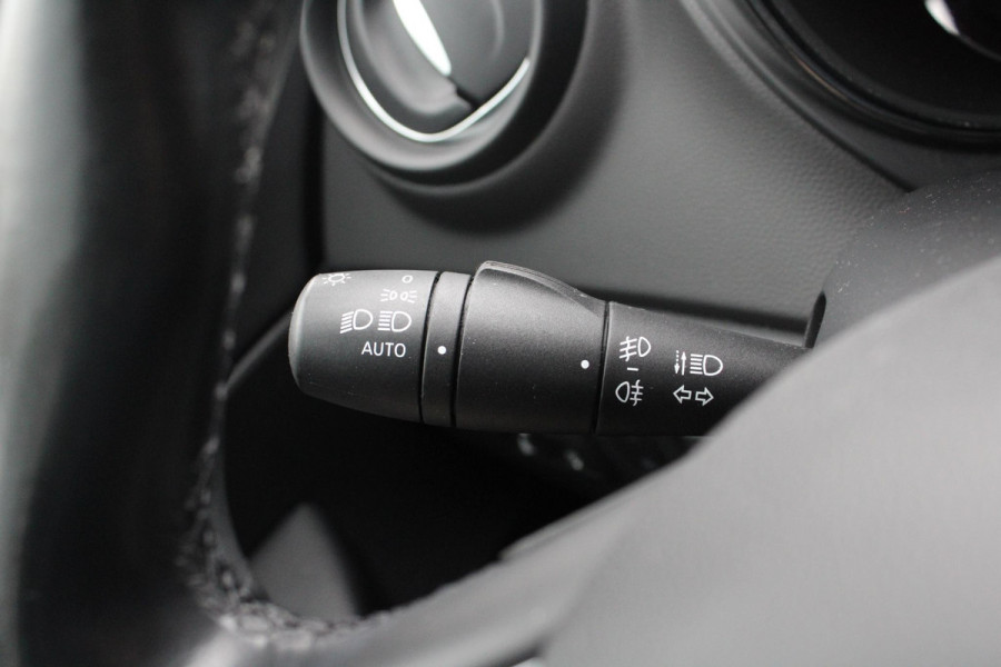Renault Captur 0.9 TCe Intens | Trekhaak | Climate Control | Navigatie | Cruise Control | Camera |