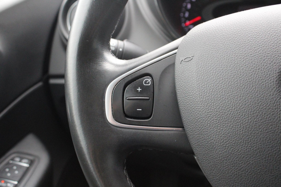 Renault Captur 0.9 TCe Intens | Trekhaak | Climate Control | Navigatie | Cruise Control | Camera |
