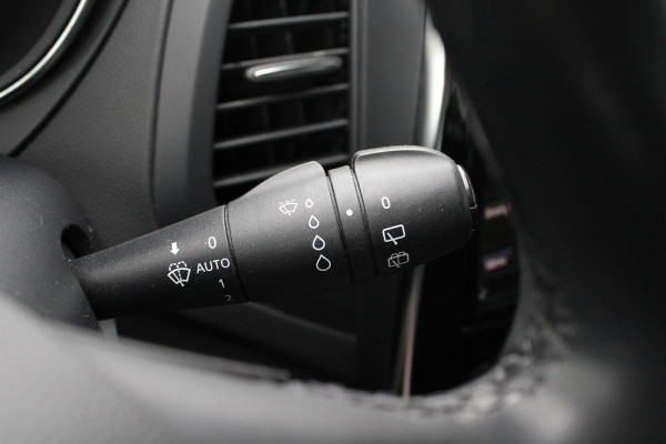 Renault Captur 0.9 TCe Intens | Trekhaak | Climate Control | Navigatie | Cruise Control | Camera |
