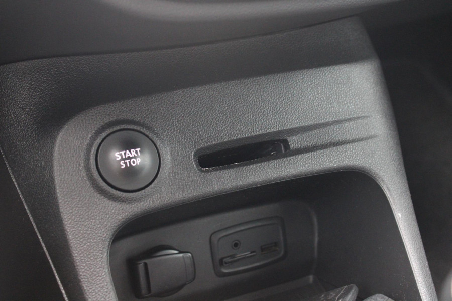 Renault Captur 0.9 TCe Intens | Trekhaak | Climate Control | Navigatie | Cruise Control | Camera |