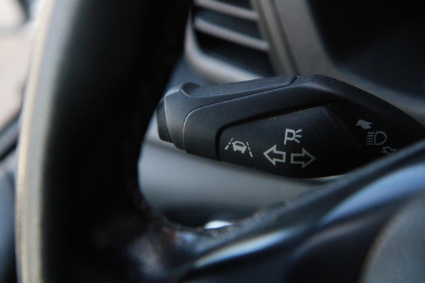 Ford Transit Custom 300 2.0 TDCI L2H1 Trend / Camera / Stoel verwarming / Sync 3