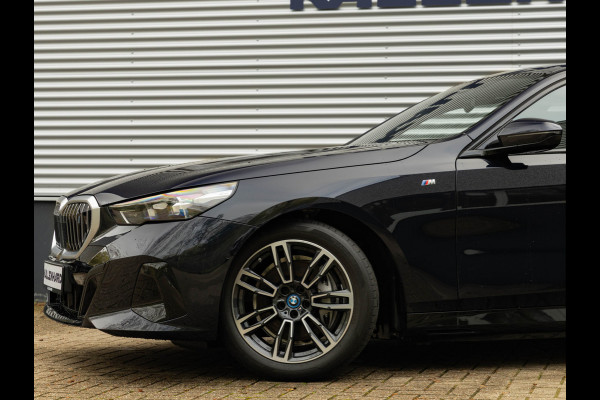 BMW i5 eDrive40 M-Sport - Onderstel Prof - Driving Ass Plus - Comfortstoelen