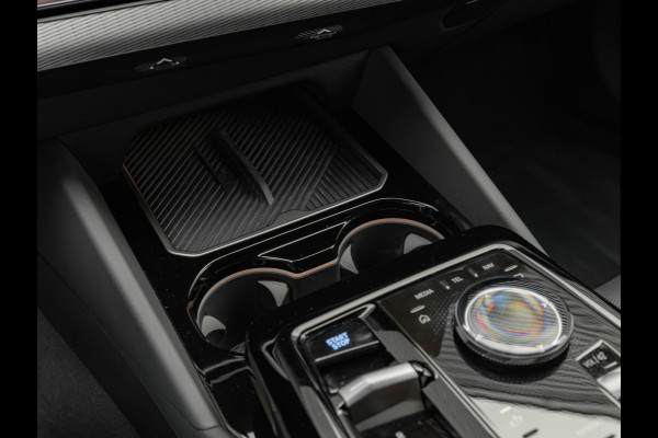BMW i5 eDrive40 M-Sport - Onderstel Prof - Driving Ass Plus - Comfortstoelen