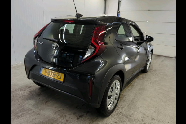 Toyota Aygo X 1.0 VVT-i MT Play Navigatie Apple Carplay/Android Auto Camera Adaptive Cruise Control Airco