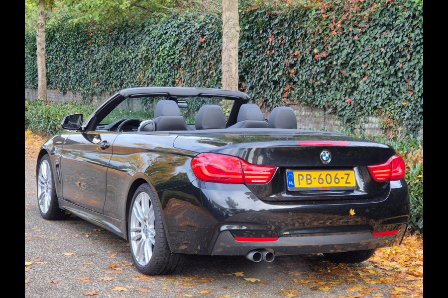 BMW 4 Serie Cabrio 420i M Sport High Executive Cabrio Dig. Dash Apple CarPlay Elek.Stoelen Nbt Evo GR Navi Leder Zwart NAP