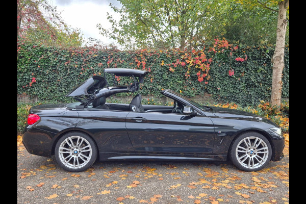 BMW 4 Serie Cabrio 420i M Sport High Executive Cabrio Dig. Dash Apple CarPlay Elek.Stoelen Nbt Evo GR Navi Leder Zwart NAP