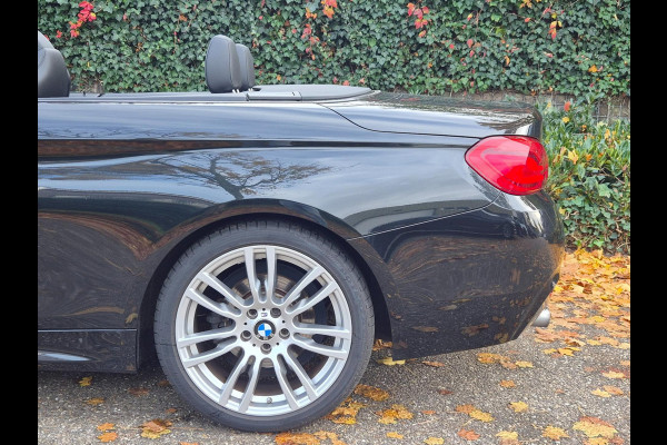 BMW 4 Serie Cabrio 420i M Sport High Executive Cabrio Dig. Dash Apple CarPlay Elek.Stoelen Nbt Evo GR Navi Leder Zwart NAP