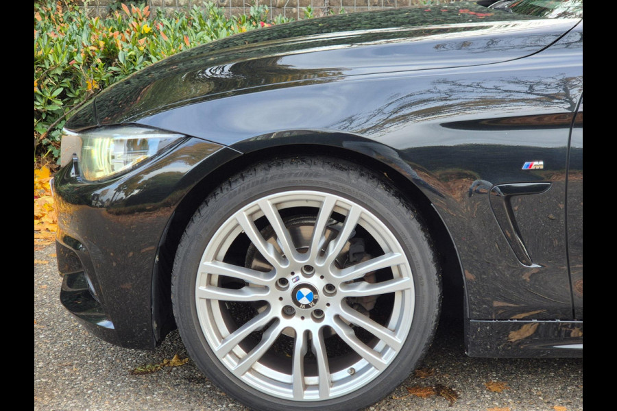 BMW 4 Serie Cabrio 420i M Sport High Executive Cabrio Dig. Dash Apple CarPlay Elek.Stoelen Nbt Evo GR Navi Leder Zwart NAP
