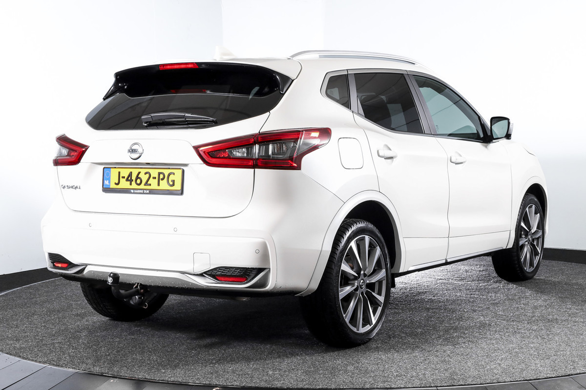 Nissan QASHQAI 1.3 DIG-T Tekna + 160 PK - Automaat | Pano | Adapt. Cruise | Stoel-+Voorruitverw. | Elek. Stoel | PDC | 360 Camera | NAV + App. Connect | ECC | Bose | LM 19" | Trekhaak | Nissan QASHQAI 1.3 DIG-T Tekna + 160 PK - Automaat | Pano | Adapt. Cruise | Stoel-+Voorruitverw. | Elek. Stoel | PDC | 360 Camera | NAV + App. Connect | ECC | Bose | LM 19" | Trekhaak |