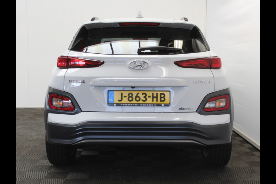 Hyundai Kona EV Premium 64 kWh CARPLAY | 3 FASE | CAMERA | DAB | LED | STOELVERW/VENT | LMV | ADAPCRUISE | LEER | HEAD-UP