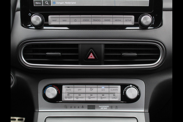 Hyundai Kona EV Premium 64 kWh CARPLAY | 3 FASE | CAMERA | DAB | LED | STOELVERW/VENT | LMV | ADAPCRUISE | LEER | HEAD-UP