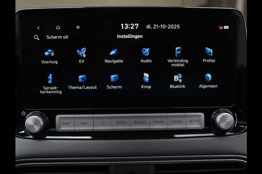 Hyundai Kona EV Premium 64 kWh CARPLAY | 3 FASE | CAMERA | DAB | LED | STOELVERW/VENT | LMV | ADAPCRUISE | LEER | HEAD-UP