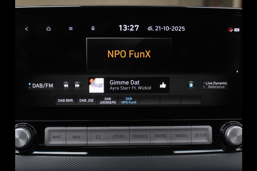 Hyundai Kona EV Premium 64 kWh CARPLAY | 3 FASE | CAMERA | DAB | LED | STOELVERW/VENT | LMV | ADAPCRUISE | LEER | HEAD-UP