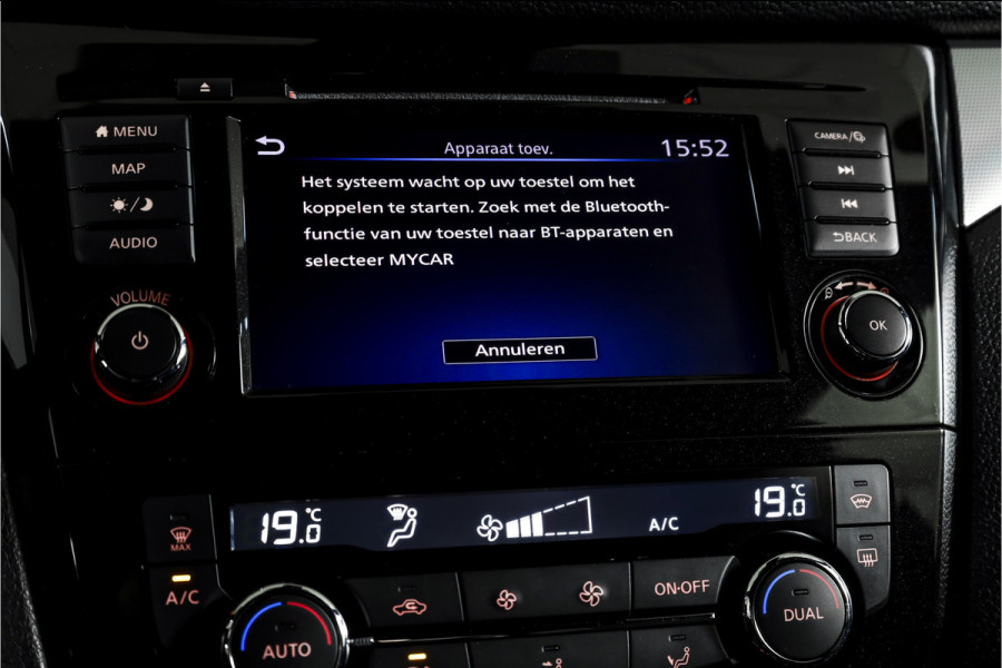 Nissan QASHQAI 1.3 DIG-T Tekna + 140 PK | Pano | Adapt. Cruise | Stoel-+Voorruitverw. | PDC | 360 Camera | NAV + App. Connect | ECC | Bose | LM 19" | Nissan QASHQAI 1.3 DIG-T Tekna + 140 PK | Pano | Adapt. Cruise | Stoel-+Voorruitverw. | PDC | 360 Camera | NAV + App. Connect | ECC | Bose | LM 19" |