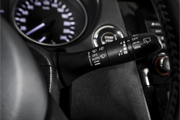 Nissan QASHQAI 1.3 DIG-T Tekna + 140 PK | Pano | Adapt. Cruise | Stoel-+Voorruitverw. | PDC | 360 Camera | NAV + App. Connect | ECC | Bose | LM 19" | Nissan QASHQAI 1.3 DIG-T Tekna + 140 PK | Pano | Adapt. Cruise | Stoel-+Voorruitverw. | PDC | 360 Camera | NAV + App. Connect | ECC | Bose | LM 19" |