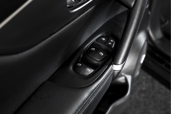 Nissan QASHQAI 1.3 DIG-T Tekna + 140 PK | Pano | Adapt. Cruise | Stoel-+Voorruitverw. | PDC | 360 Camera | NAV + App. Connect | ECC | Bose | LM 19" | Nissan QASHQAI 1.3 DIG-T Tekna + 140 PK | Pano | Adapt. Cruise | Stoel-+Voorruitverw. | PDC | 360 Camera | NAV + App. Connect | ECC | Bose | LM 19" |