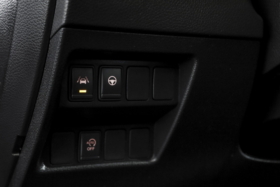 Nissan QASHQAI 1.3 DIG-T Tekna + 140 PK | Pano | Adapt. Cruise | Stoel-+Voorruitverw. | PDC | 360 Camera | NAV + App. Connect | ECC | Bose | LM 19" | Nissan QASHQAI 1.3 DIG-T Tekna + 140 PK | Pano | Adapt. Cruise | Stoel-+Voorruitverw. | PDC | 360 Camera | NAV + App. Connect | ECC | Bose | LM 19" |