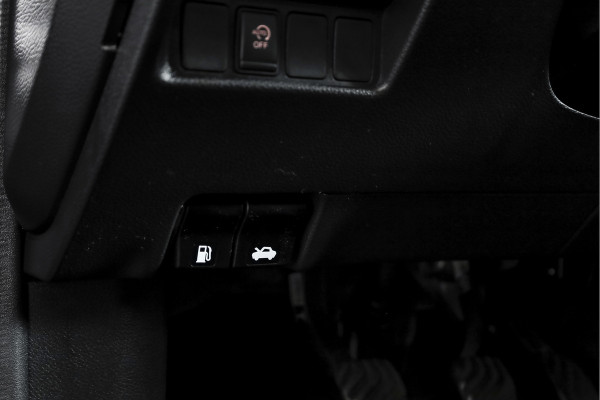 Nissan QASHQAI 1.3 DIG-T Tekna + 140 PK | Pano | Adapt. Cruise | Stoel-+Voorruitverw. | PDC | 360 Camera | NAV + App. Connect | ECC | Bose | LM 19" | Nissan QASHQAI 1.3 DIG-T Tekna + 140 PK | Pano | Adapt. Cruise | Stoel-+Voorruitverw. | PDC | 360 Camera | NAV + App. Connect | ECC | Bose | LM 19" |