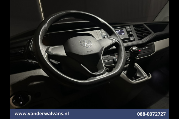 Volkswagen Transporter 2.0 TDI L1H1 Euro6 Airco | Camera | Cruisecontrol | Trekhaak | Sidebars Parkeersensoren