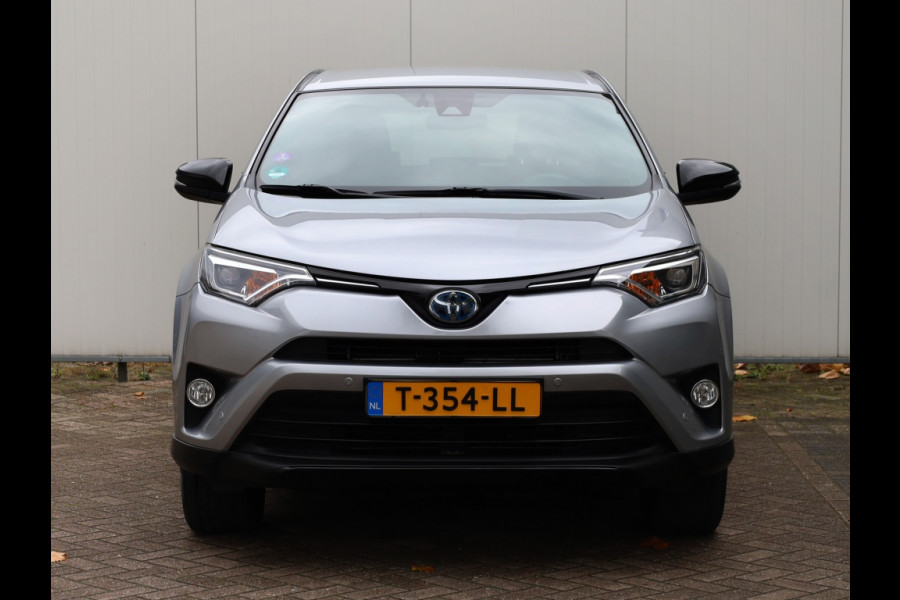 Toyota RAV4 2.5 Hybrid AWD Black Editon | El. Achterklep | LED | Trekhaak Toyota RAV4 2.5 Hybrid AWD Black Editon | El. Achterklep | LED | Trekhaak