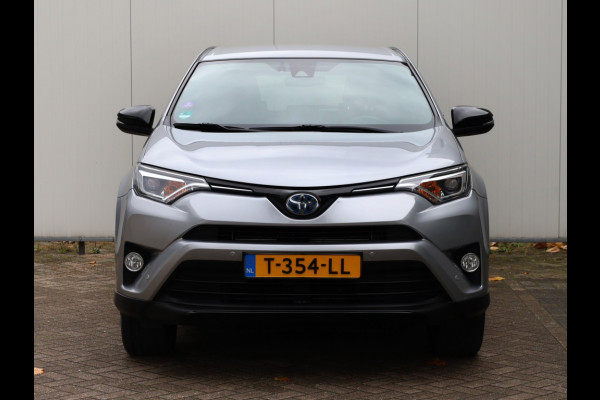 Toyota RAV4 2.5 Hybrid AWD Black Editon | El. Achterklep | LED | Trekhaak Toyota RAV4 2.5 Hybrid AWD Black Editon | El. Achterklep | LED | Trekhaak