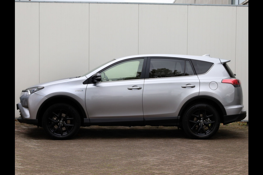 Toyota RAV4 2.5 Hybrid AWD Black Editon | El. Achterklep | LED | Trekhaak Toyota RAV4 2.5 Hybrid AWD Black Editon | El. Achterklep | LED | Trekhaak