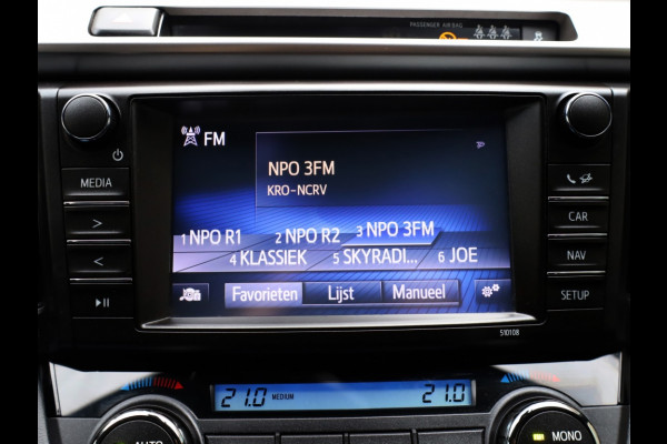 Toyota RAV4 2.5 Hybrid AWD Black Editon | El. Achterklep | LED | Trekhaak Toyota RAV4 2.5 Hybrid AWD Black Editon | El. Achterklep | LED | Trekhaak