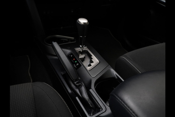 Toyota RAV4 2.5 Hybrid AWD Black Editon | El. Achterklep | LED | Trekhaak Toyota RAV4 2.5 Hybrid AWD Black Editon | El. Achterklep | LED | Trekhaak