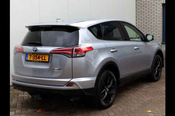 Toyota RAV4 2.5 Hybrid AWD Black Editon | El. Achterklep | LED | Trekhaak Toyota RAV4 2.5 Hybrid AWD Black Editon | El. Achterklep | LED | Trekhaak