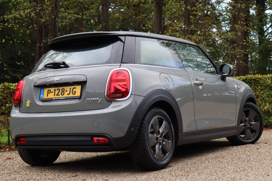 MINI Mini Electric Charged 33 kWh | 97% SOH | Camera | Harman Kardon | Head-up | Navi | Carplay |