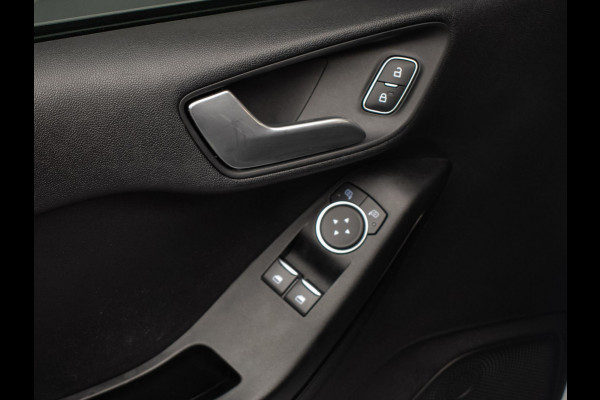 Ford Fiesta 1.1 Sport (APPLE CARPLAY,NAVI,CRUISE,LED,BLACK&WHITE EDITION,ELEKTRISCH PAKKET,SPORTSTOELEN,NETTE STAAT) Ford Fiesta 1.1 Sport (APPLE CARPLAY,NAVI,CRUISE,LED,BLACK&WHITE EDITION,ELEKTRISCH PAKKET,SPORTSTOELEN,NETTE STAAT)