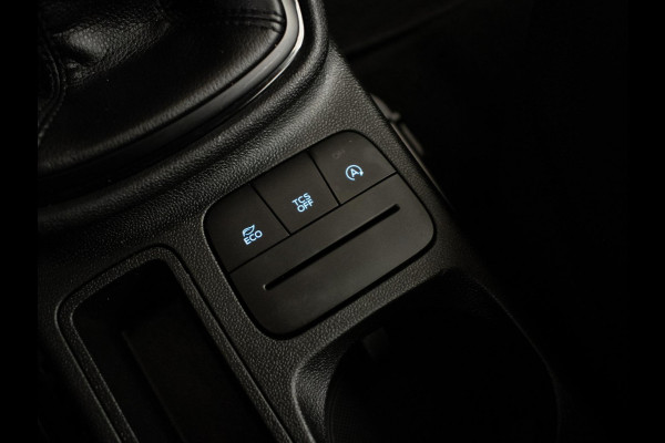 Ford Fiesta 1.1 Sport (APPLE CARPLAY,NAVI,CRUISE,LED,BLACK&WHITE EDITION,ELEKTRISCH PAKKET,SPORTSTOELEN,NETTE STAAT) Ford Fiesta 1.1 Sport (APPLE CARPLAY,NAVI,CRUISE,LED,BLACK&WHITE EDITION,ELEKTRISCH PAKKET,SPORTSTOELEN,NETTE STAAT)