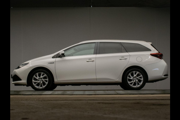 Toyota Auris Touring Sports 1.8 Hybrid Dynamic Go Sport (NAVI,CAMERA,CLIMATE,CRUISE,PDC,GETINT,DAB,SPORTSTOELEN,LM VELGEN)