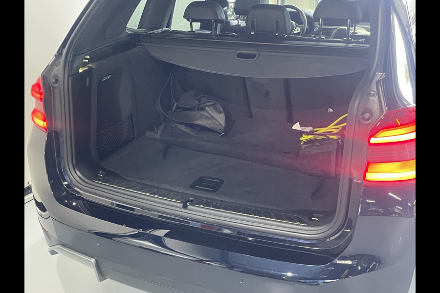 BMW iX3 High Executive 80 kWh Pan Dak / Leder / Head Up