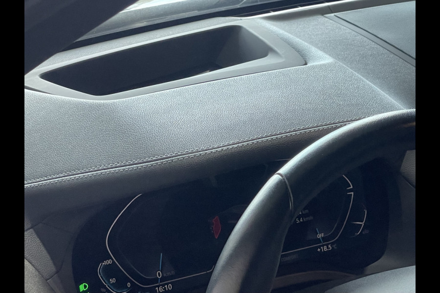 BMW iX3 High Executive 80 kWh Pan Dak / Leder / Head Up