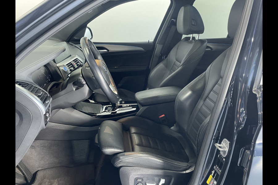 BMW iX3 High Executive 80 kWh Pan Dak / Leder / Head Up