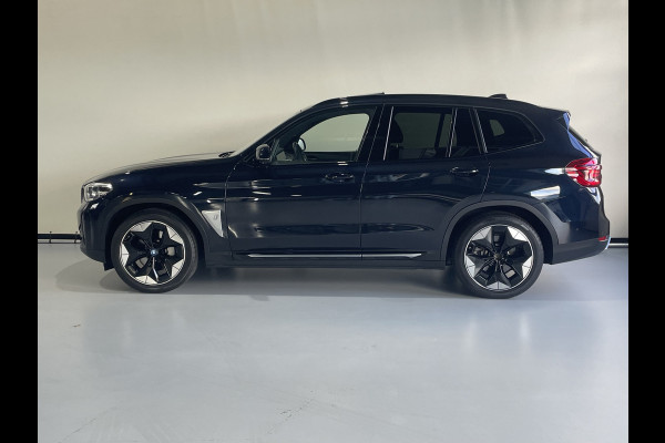 BMW iX3 High Executive 80 kWh Pan Dak / Leder / Head Up