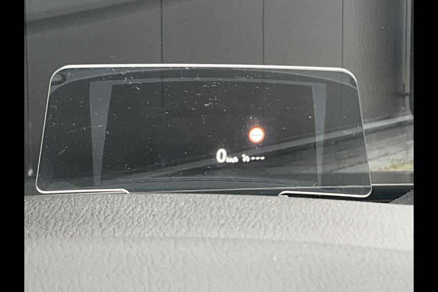 Mazda CX-5 2.0 SkyActiv-G 165 Luxury Trekhaak HUD Leer Stoel/Stuurverw Led Nav/Cruise 79702KM! Mazda CX-5 2.0 SkyActiv-G 165 Luxury Trekhaak HUD Leer Stoel/Stuurverw Led Nav/Cruise 79702KM!