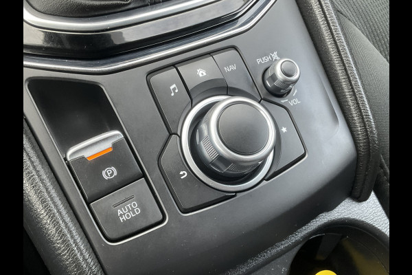 Mazda CX-5 2.0 SkyActiv-G 165 Luxury Trekhaak HUD Leer Stoel/Stuurverw Led Nav/Cruise 79702KM! Mazda CX-5 2.0 SkyActiv-G 165 Luxury Trekhaak HUD Leer Stoel/Stuurverw Led Nav/Cruise 79702KM!