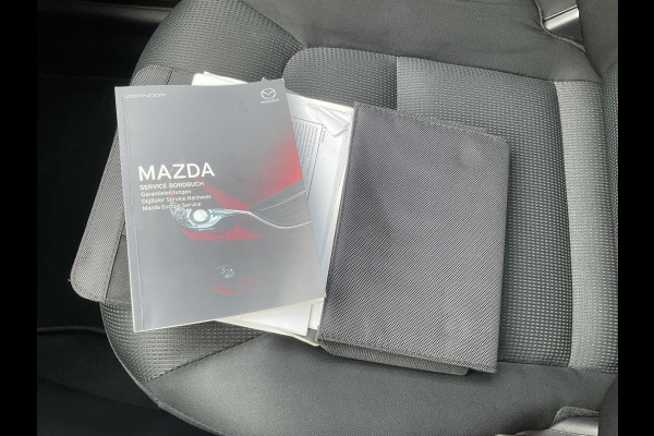 Mazda CX-5 2.0 SkyActiv-G 165 Luxury Trekhaak HUD Leer Stoel/Stuurverw Led Nav/Cruise 79702KM! Mazda CX-5 2.0 SkyActiv-G 165 Luxury Trekhaak HUD Leer Stoel/Stuurverw Led Nav/Cruise 79702KM!