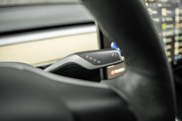 Tesla Model 3 Long Range AWD 75 kWh