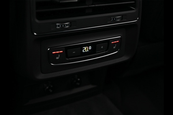 Audi Q7 60 TFSI e QUATTRO PRO LINE S COMPETITION | S-SEATS | B&O SOUND | KEYLESS | VIRTUAL COCKPIT | HEAD-UP | ALCANTARA | STOELMASSAGE Audi Q7 60 TFSI e QUATTRO PRO LINE S COMPETITION | S-SEATS | B&O SOUND | KEYLESS | VIRTUAL COCKPIT | HEAD-UP | ALCANTARA | STOELMASSAGE