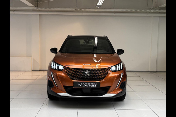 Peugeot e-2008 EV GT 50 kWh Panoramadak | Stoelverwarming | Navigatie | Android auto / Apple carplay