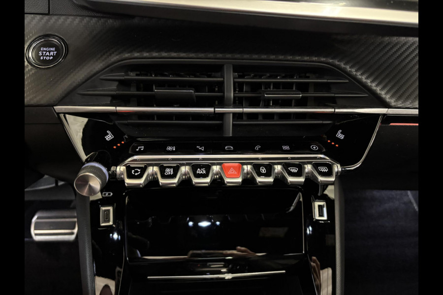 Peugeot e-2008 EV GT 50 kWh Panoramadak | Stoelverwarming | Navigatie | Android auto / Apple carplay