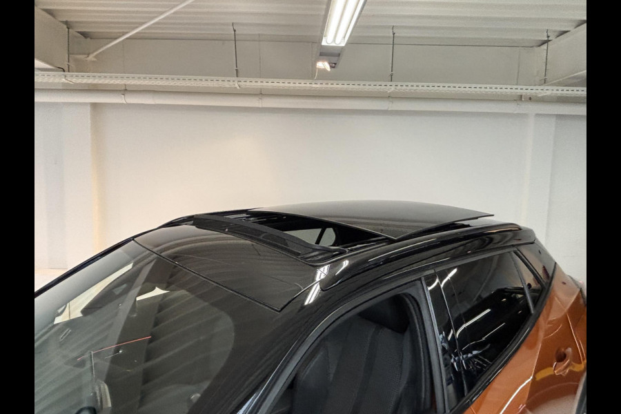 Peugeot e-2008 EV GT 50 kWh Panoramadak | Stoelverwarming | Navigatie | Android auto / Apple carplay