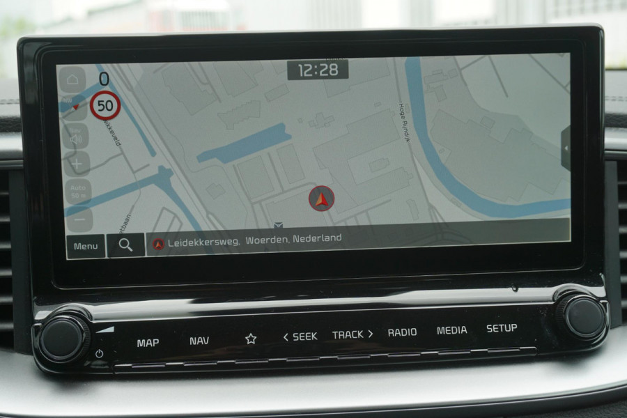 Kia Ceed 1.0 T-GDi 120PK DynamicLine/Geen Importauto/ All-Seasonbanden. Kia Ceed 1.0 T-GDi 120PK DynamicLine/Geen Importauto/ All-Seasonbanden.